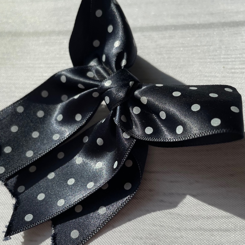 Navy & White Polka Dot Barrette 🎀